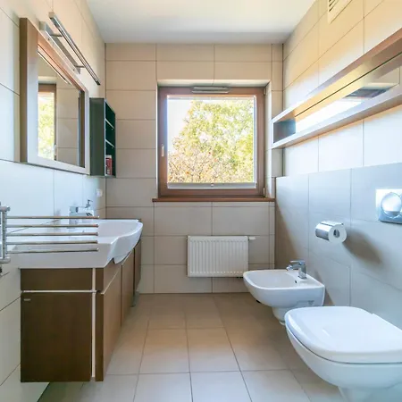 Werona Check-in 24h Aircon Privat Parking