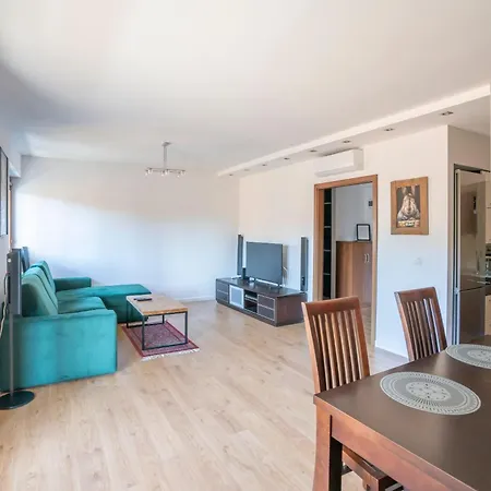 Werona Check-in 24h Aircon Privat Parking *