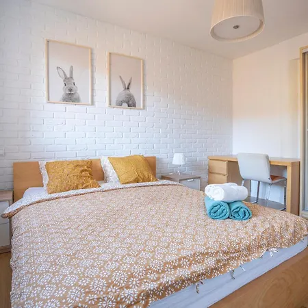 Apartament Werona Check-in 24h Aircon Privat Parking