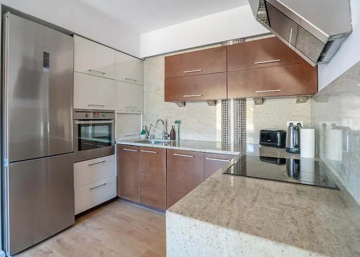 Werona Check-in 24h Aircon Privat Parking Apartment